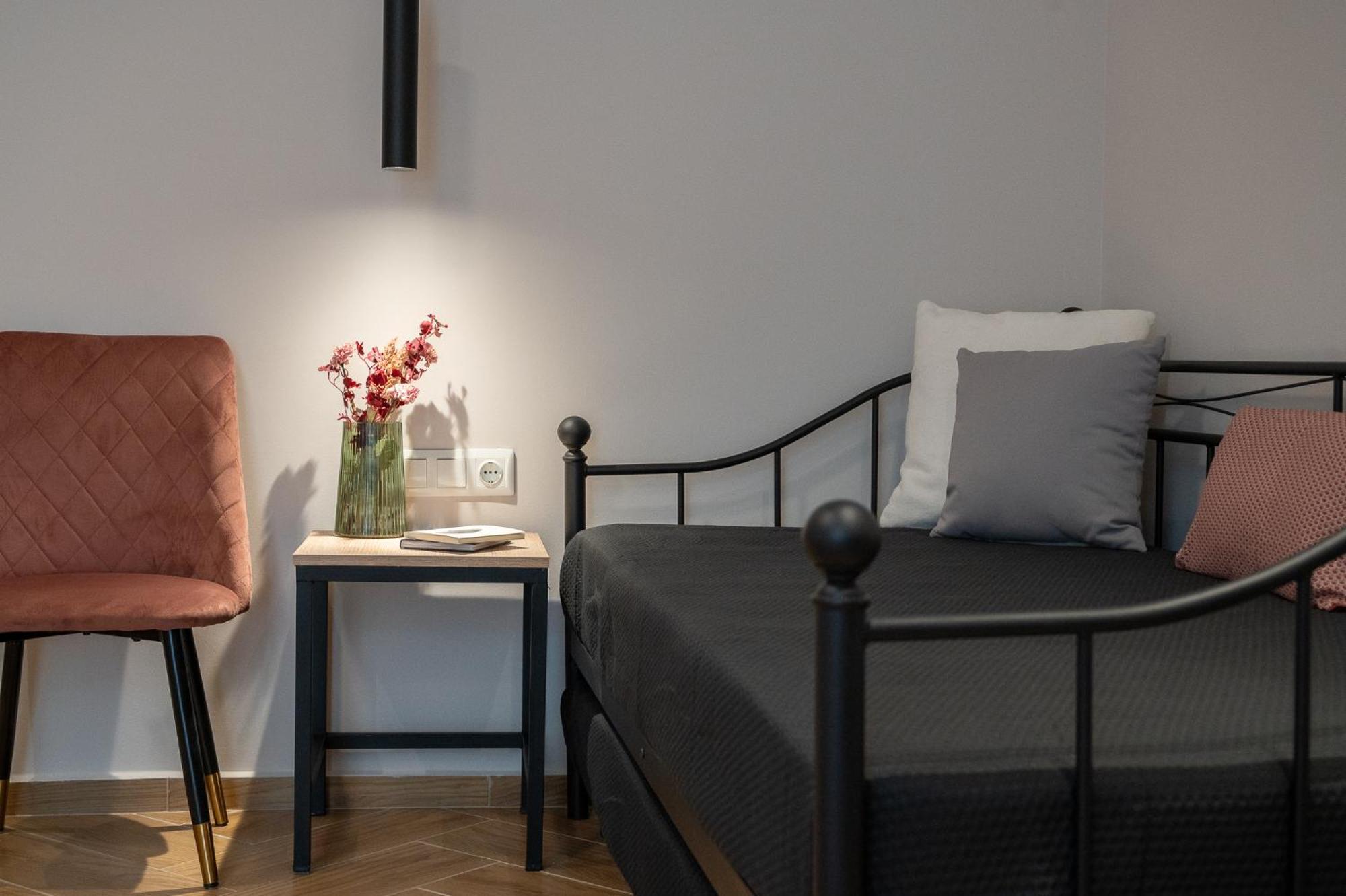 Ira - Ηρα Hotel Kalamata Bagian luar foto