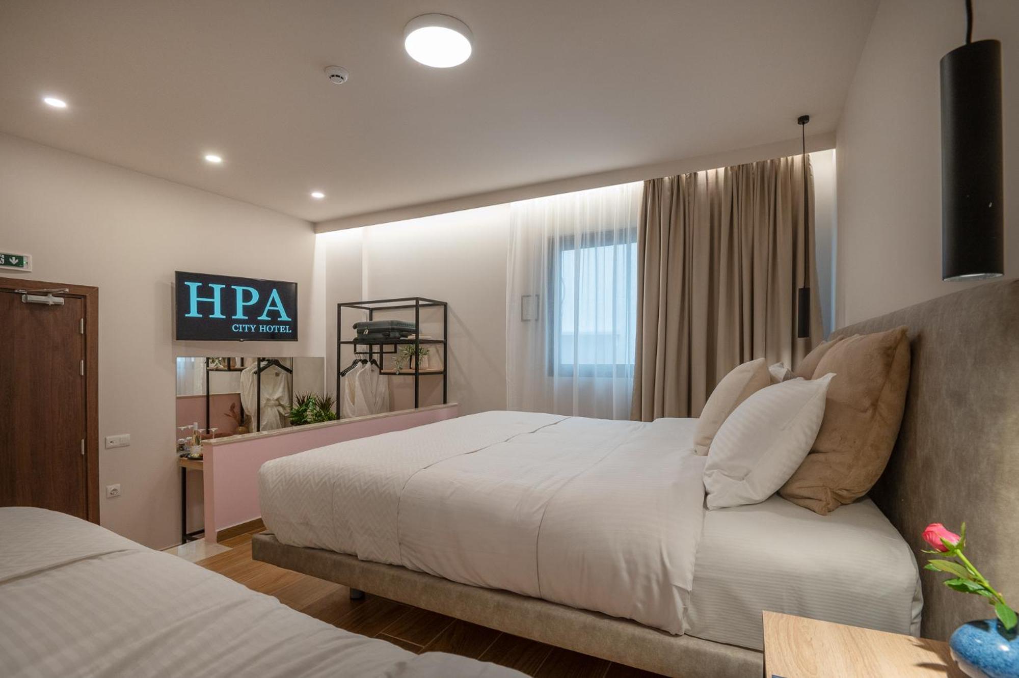 Ira - Ηρα Hotel Kalamata Bagian luar foto