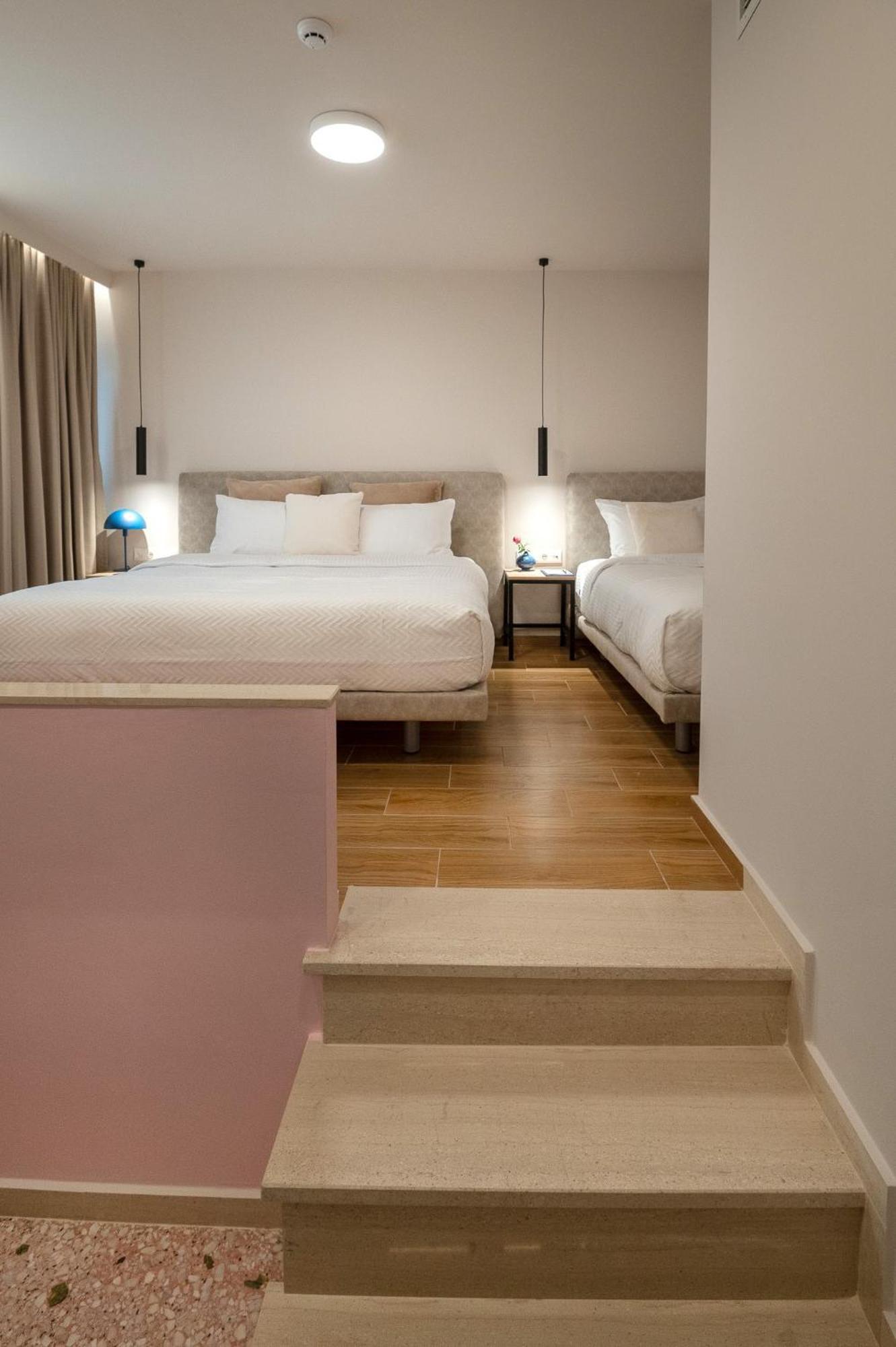 Ira - Ηρα Hotel Kalamata Bagian luar foto